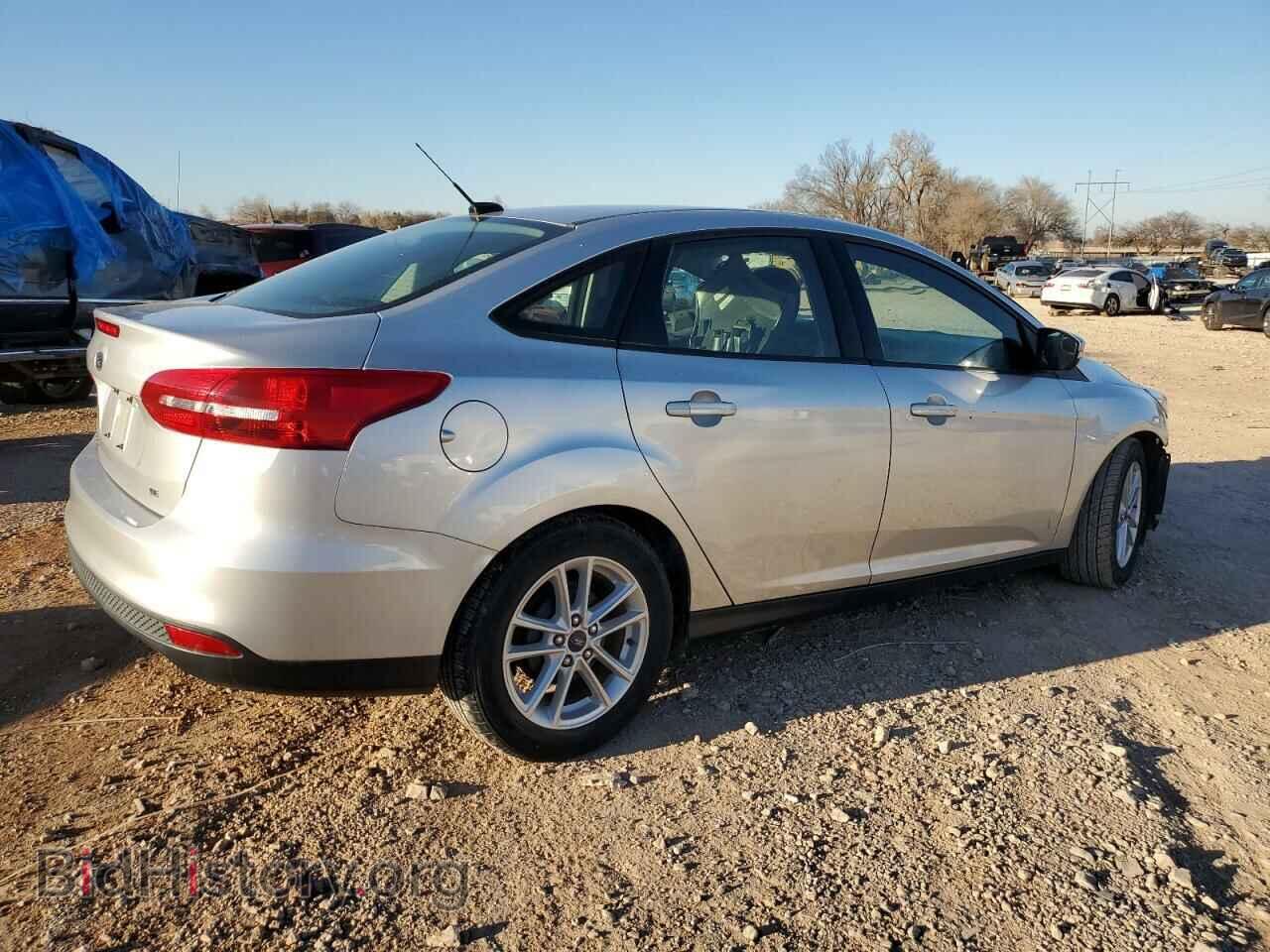 2017 FORD FOCUS - VIN: 1FADP3F2XHL325732 - Фото 3