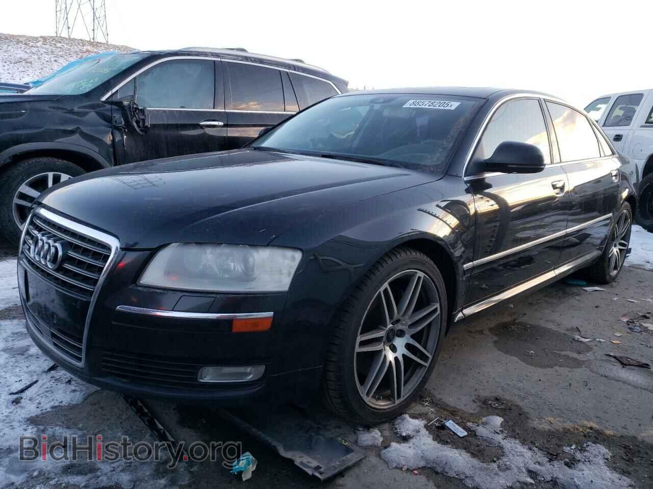 Photo WAURVAFA2AN006236 - AUDI A8 2010