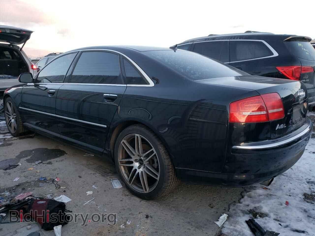 2010 AUDI A8 - VIN: WAURVAFA2AN006236 - Photo 2
