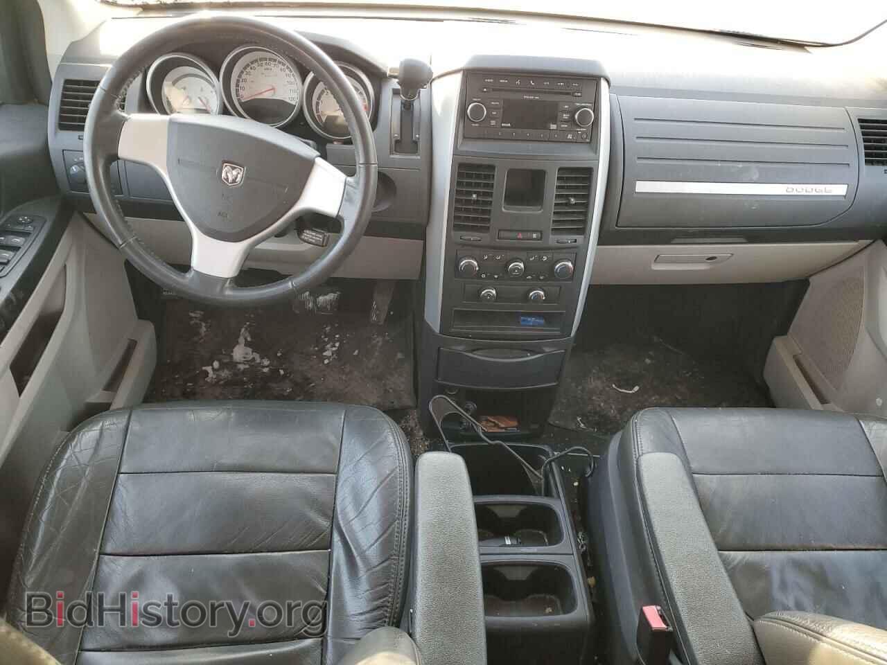 2010 DODGE CARAVAN - VIN: 2D4RN3D1XAR477297 - Photo 8