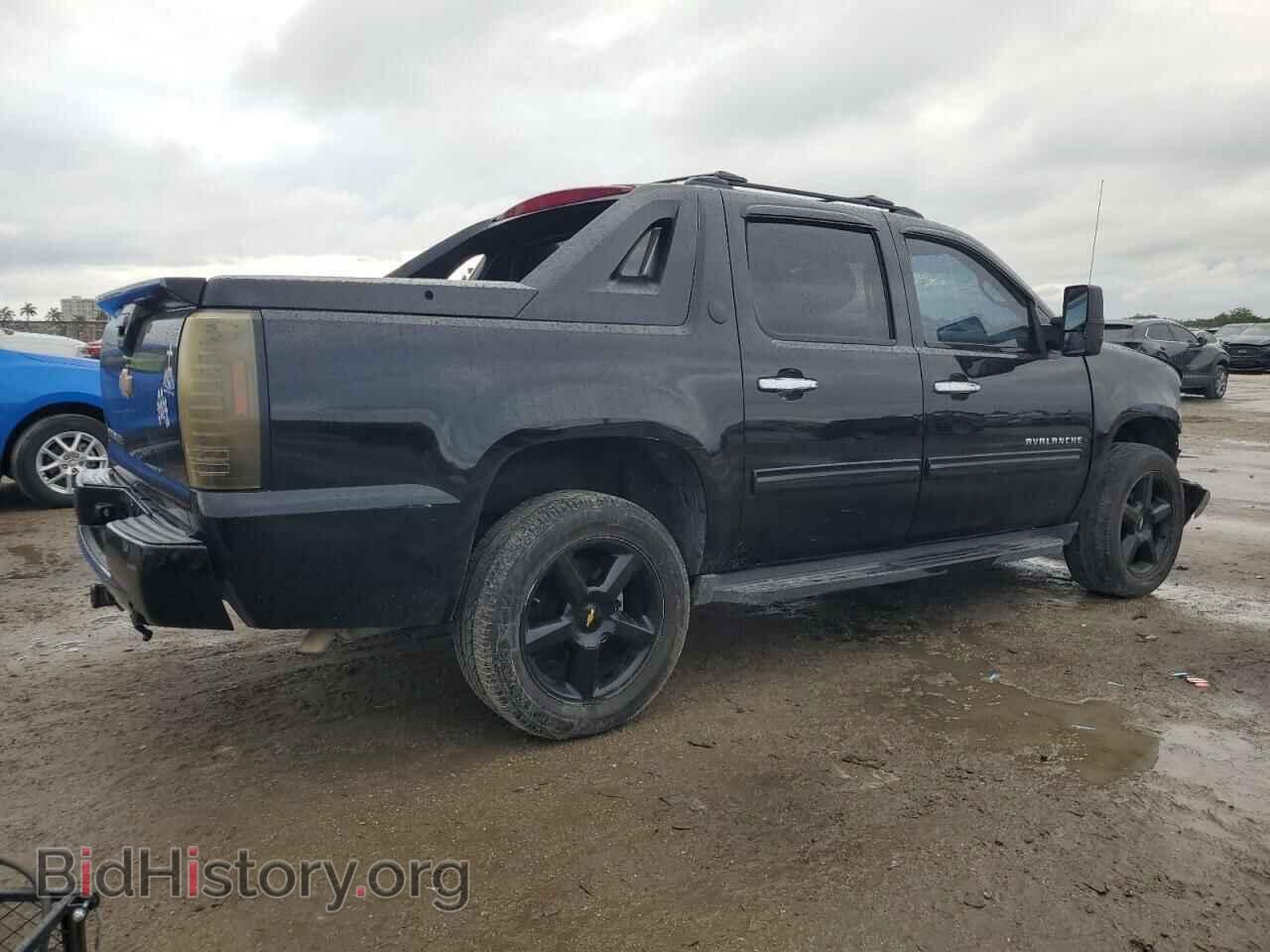 2013 CHEVROLET AVALANCHE - VIN: 3GNMCFE05DG107557 - Фото 3