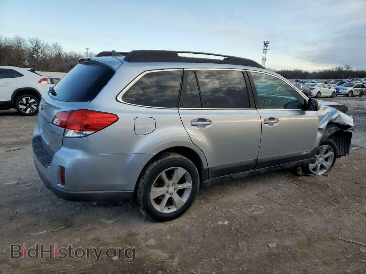 2014 SUBARU OUTBACK - VIN: 4S4BRCCC9E3304595 - Фото 3