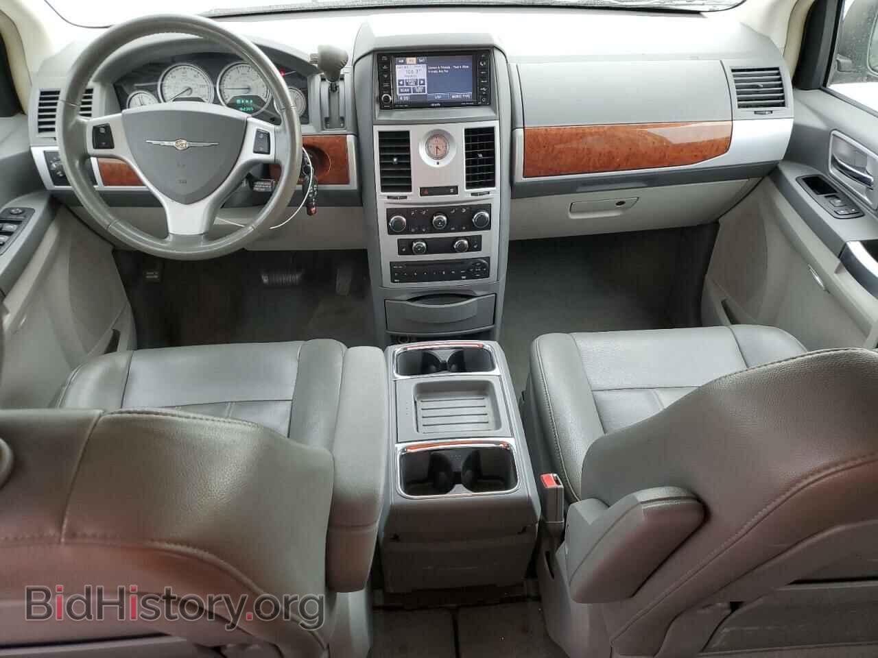 2008 CHRYSLER MINIVAN - VIN: 2A8HR54P68R841408 - Фото 8