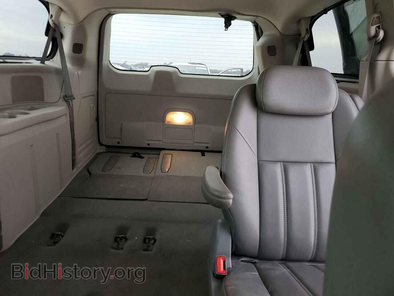 2008 CHRYSLER MINIVAN - VIN: 2A8HR54P68R841408 - Фото 10