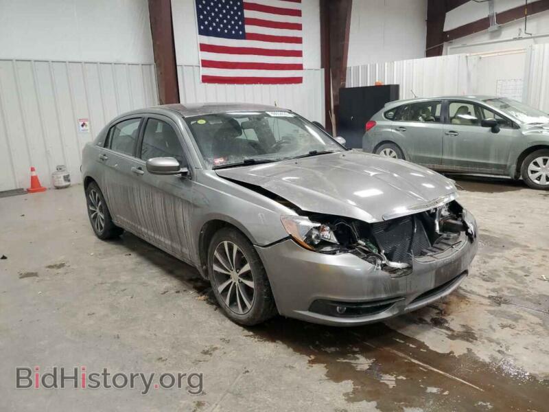 2013 Chrysler 200 (VIN 1C3CCBBG3DN715460) — фото 4 из 12