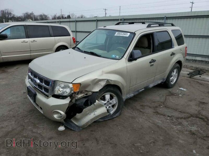 2010 Ford ESCAPE XLT (VIN 1FMCU9D77AKD16252) — фото 1 из 13, Copart, повреждение: передняя часть