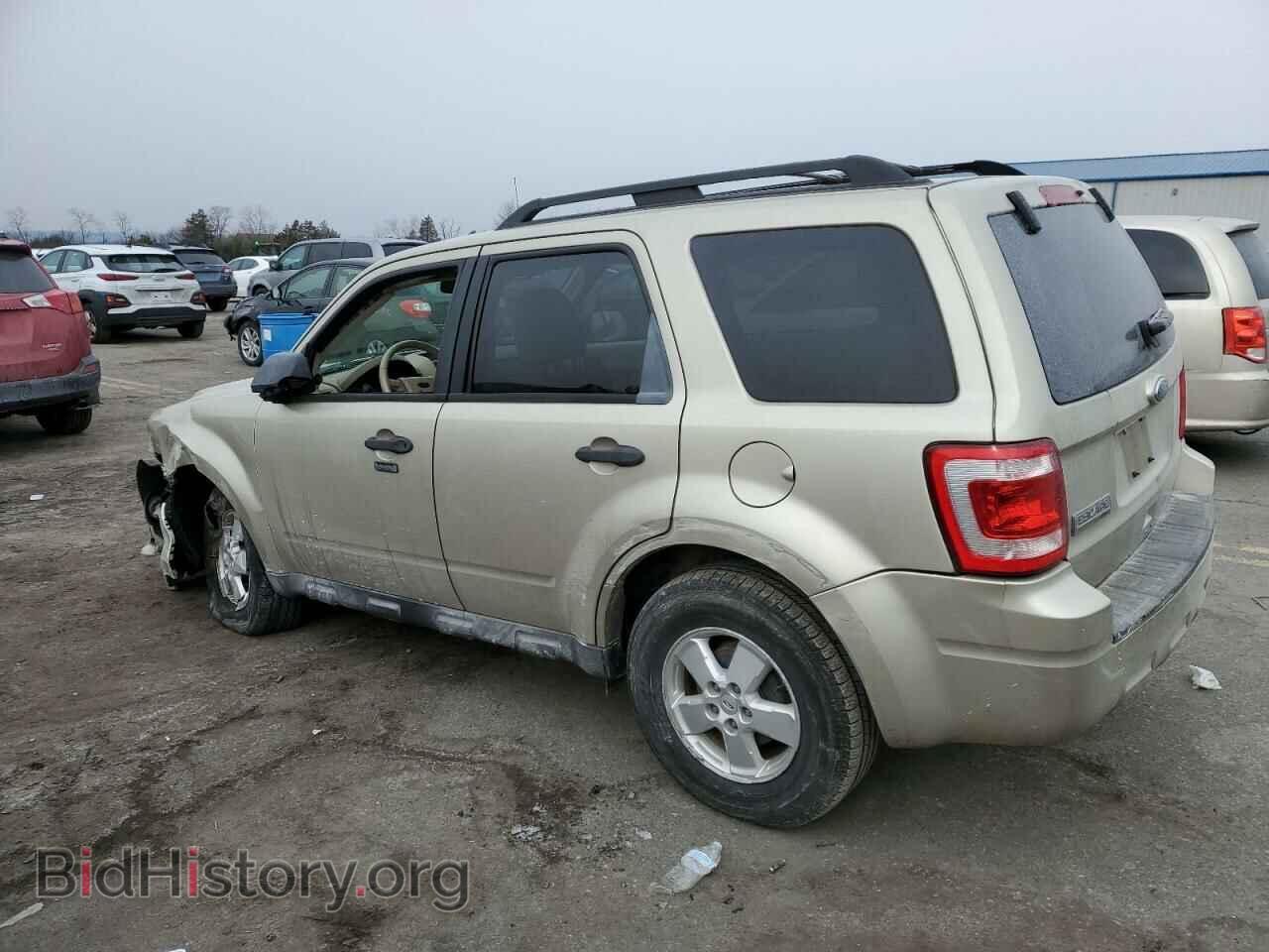 2010 FORD ESCAPE - VIN: 1FMCU9D77AKD16252 - Фото 2