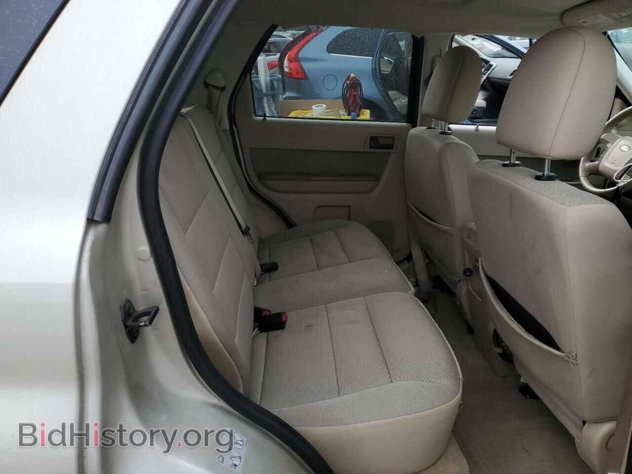 2010 FORD ESCAPE - VIN: 1FMCU9D77AKD16252 - Фото 11