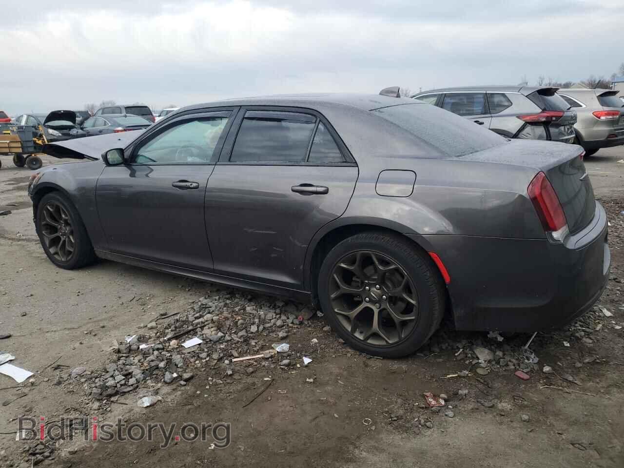 2017 CHRYSLER 300 - VIN: 2C3CCABG4HH506530 - Фото 2