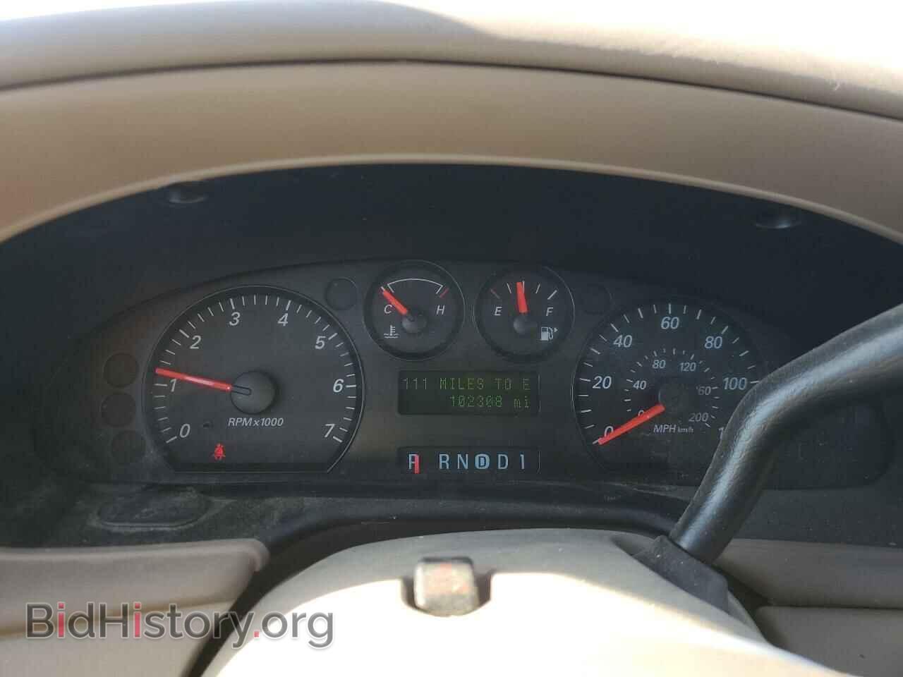 2005 FORD TAURUS - VIN: 1FAFP53U75A257620 - Фото 9