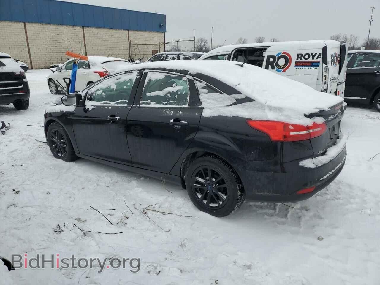 2018 FORD FOCUS - VIN: 1FADP3F2XJL258345 - Photo 2