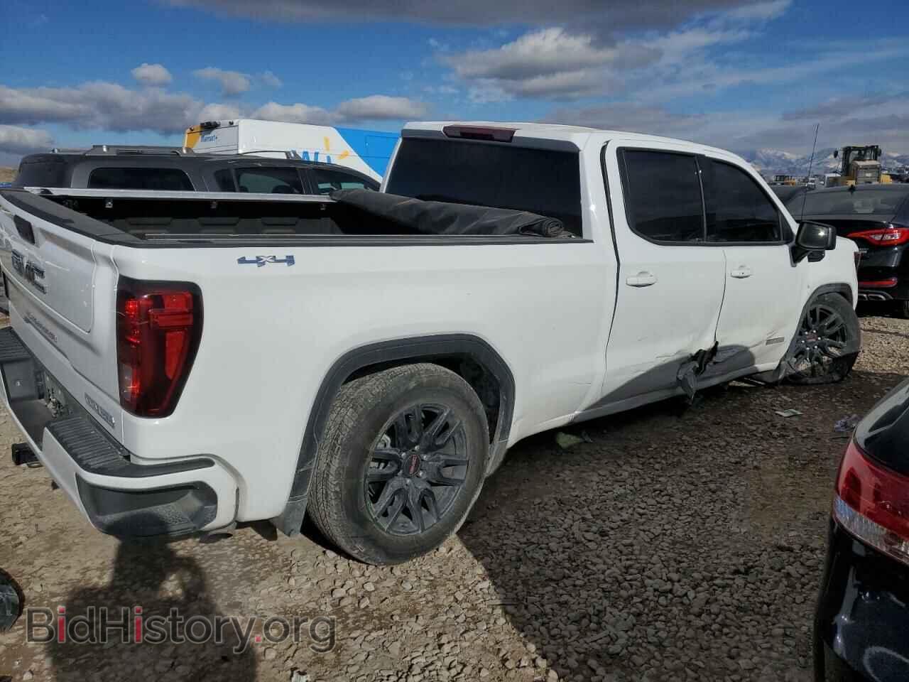 2022 GMC SIERRA - VIN: 3GTPUCEK3NG681806 - Фото 3