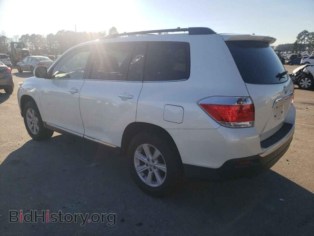 2013 TOYOTA HIGHLANDER - VIN: 5TDZA3EH8DS033741 - Фото 2