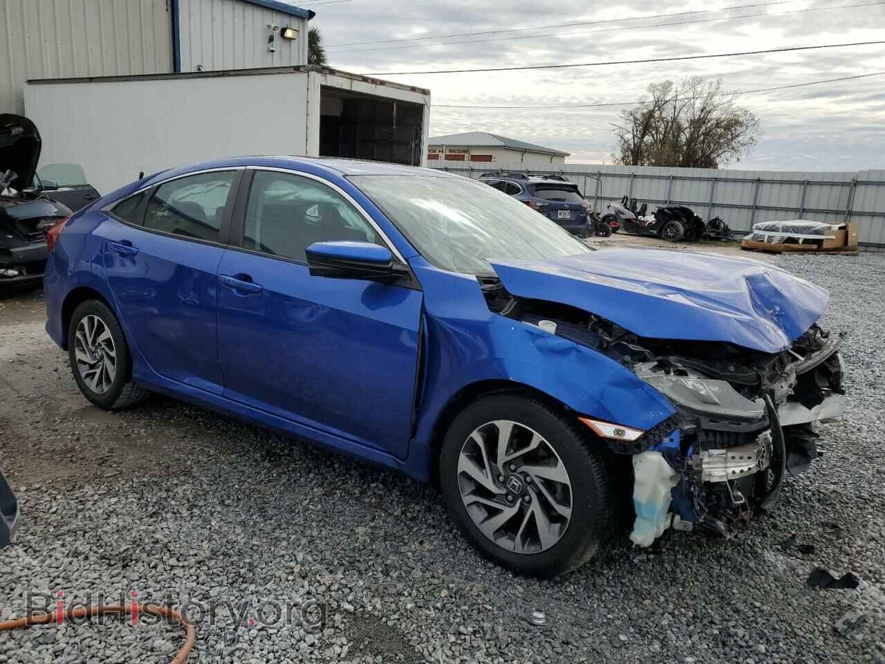 2018 HONDA CIVIC - VIN: 2HGFC2F7XJH577666 - Фото 4