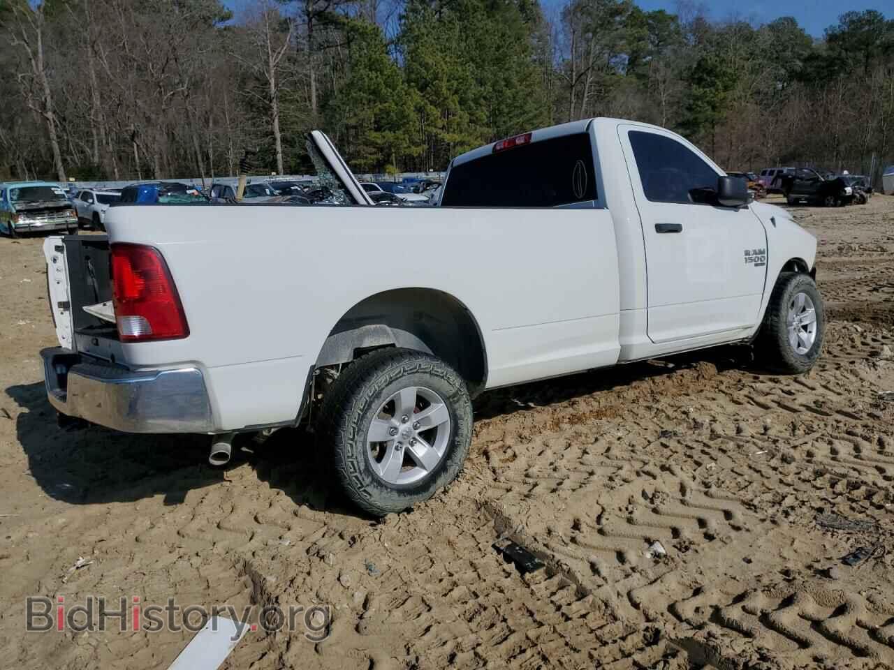2019 RAM 1500 - VIN: 3C6JR7DG5KG600111 - Фото 3
