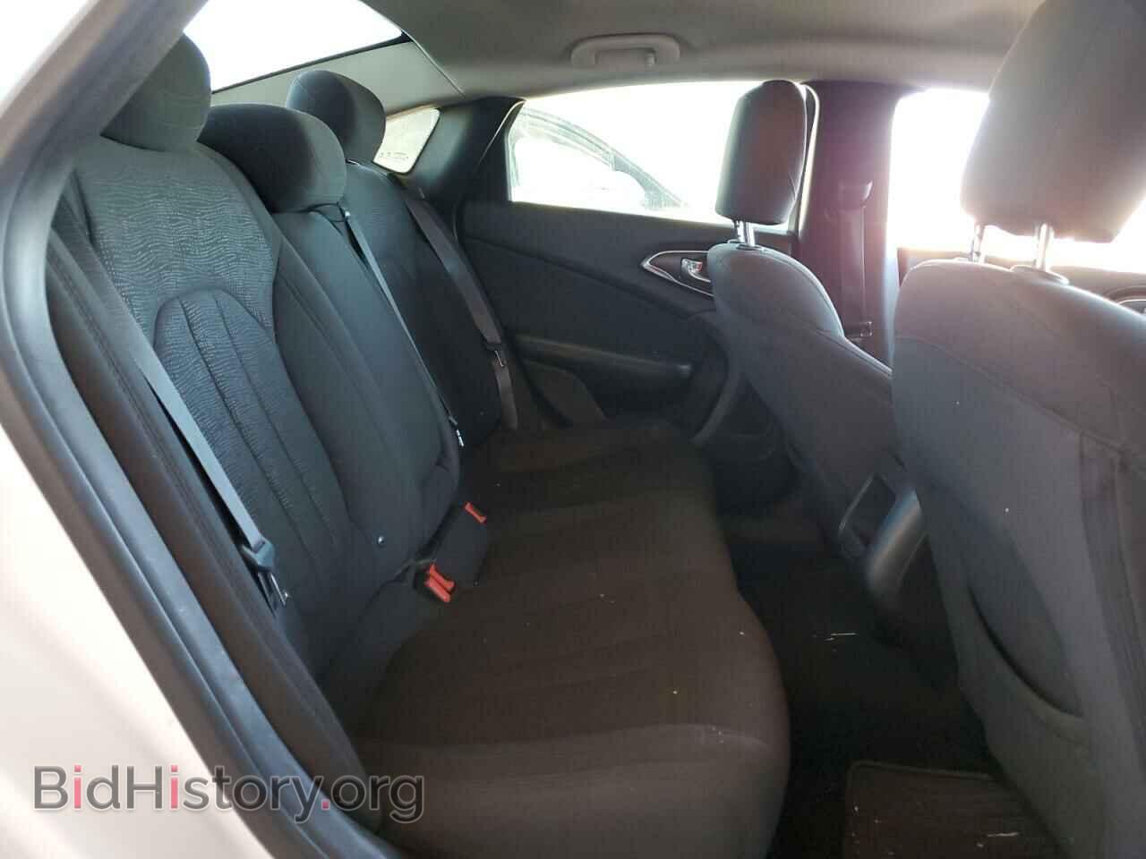 2016 CHRYSLER 200 - VIN: 1C3CCCABXGN104311 - Фото 10