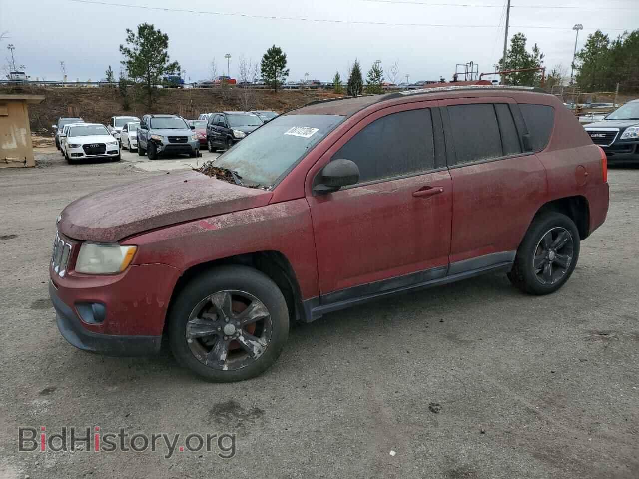 Photo 1J4NT1FA6BD175538 - JEEP COMPASS 2011