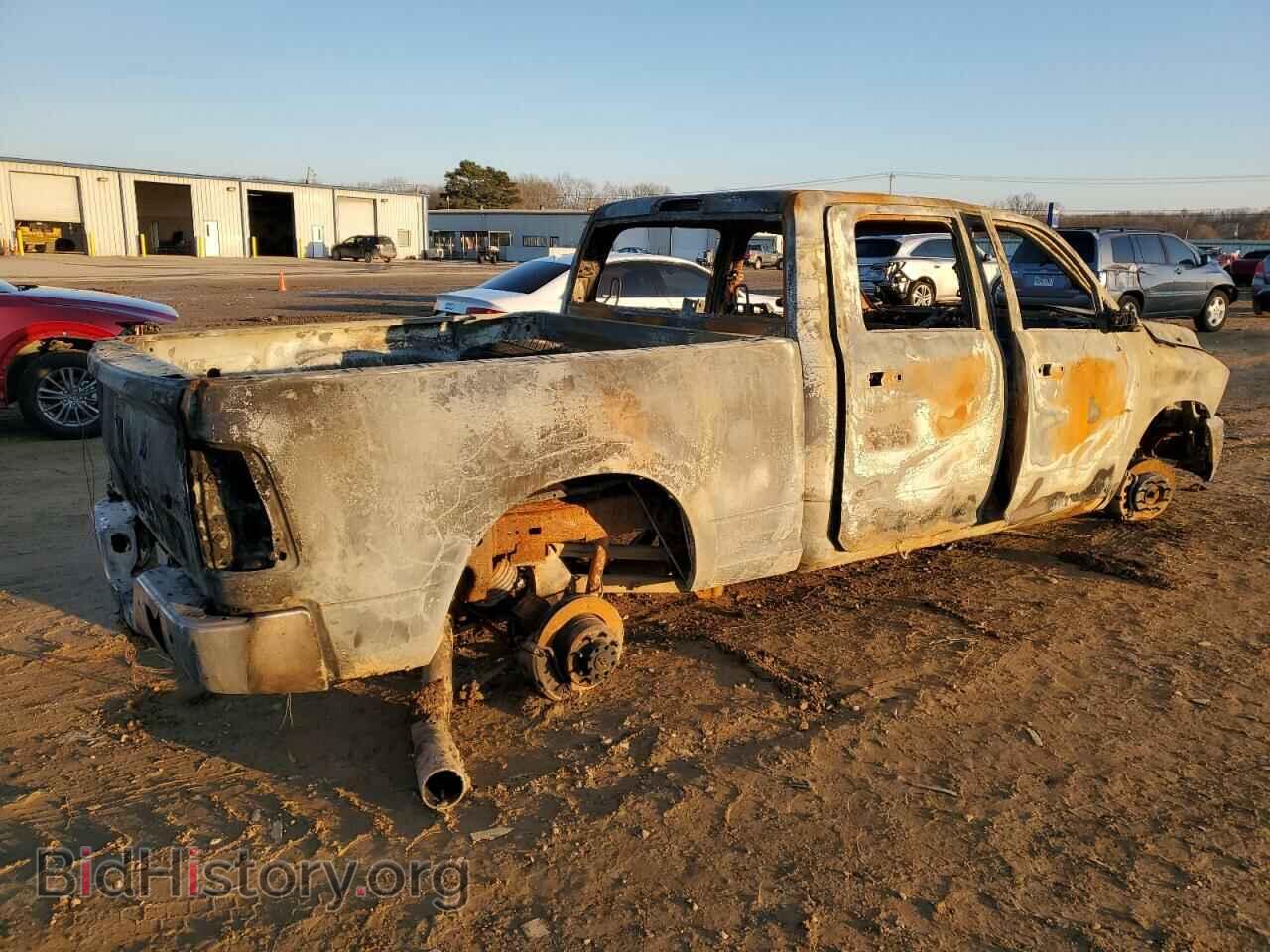 2018 RAM All Models - VIN: 3C6UR5CL7JG201697 - Photo 3