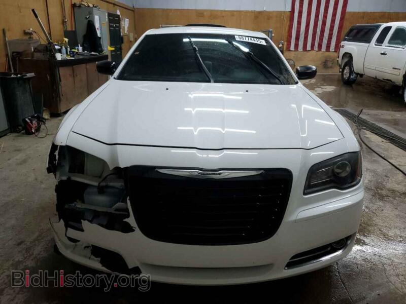 2014 Chrysler 300 (VIN 2C3CCAGG5EH384460) — photo 5 of 12