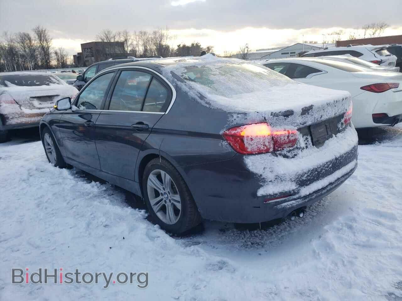 2017 BMW 3 SERIES - VIN: WBA8D9C52HK678006 - Фото 2