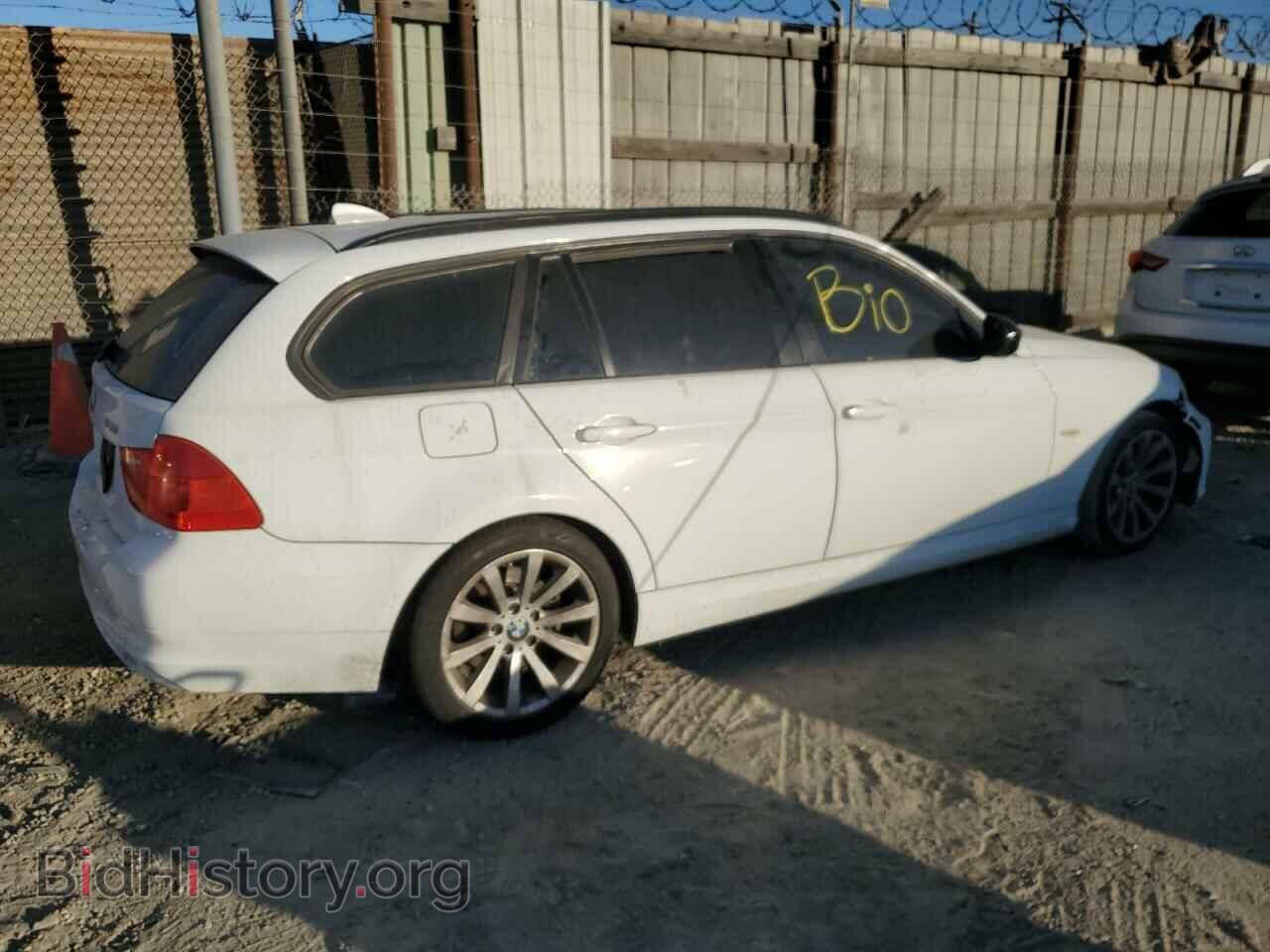 2012 BMW 3 SERIES - VIN: WBAUT9C58CA192235 - Фото 3