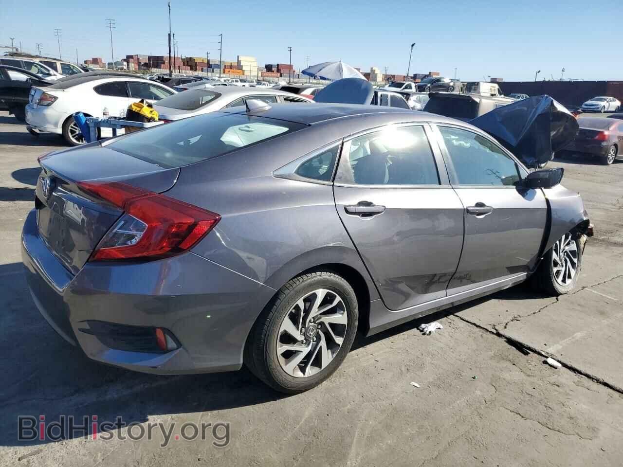 2017 HONDA CIVIC - VIN: 19XFC2F71HE208795 - Фото 3