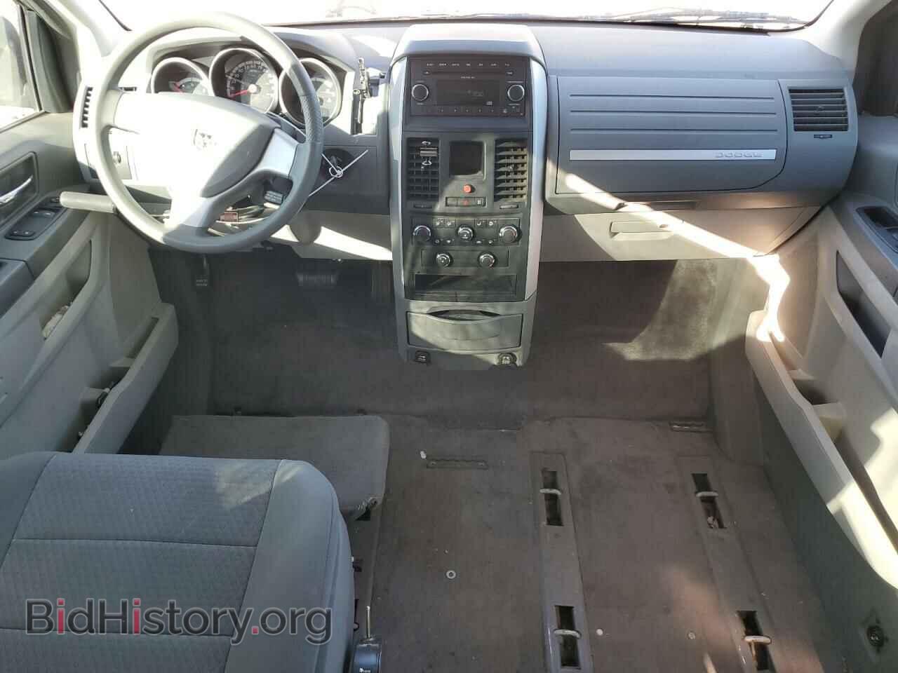 2010 DODGE CARAVAN - VIN: 2D4RN4DE5AR297301 - Photo 8