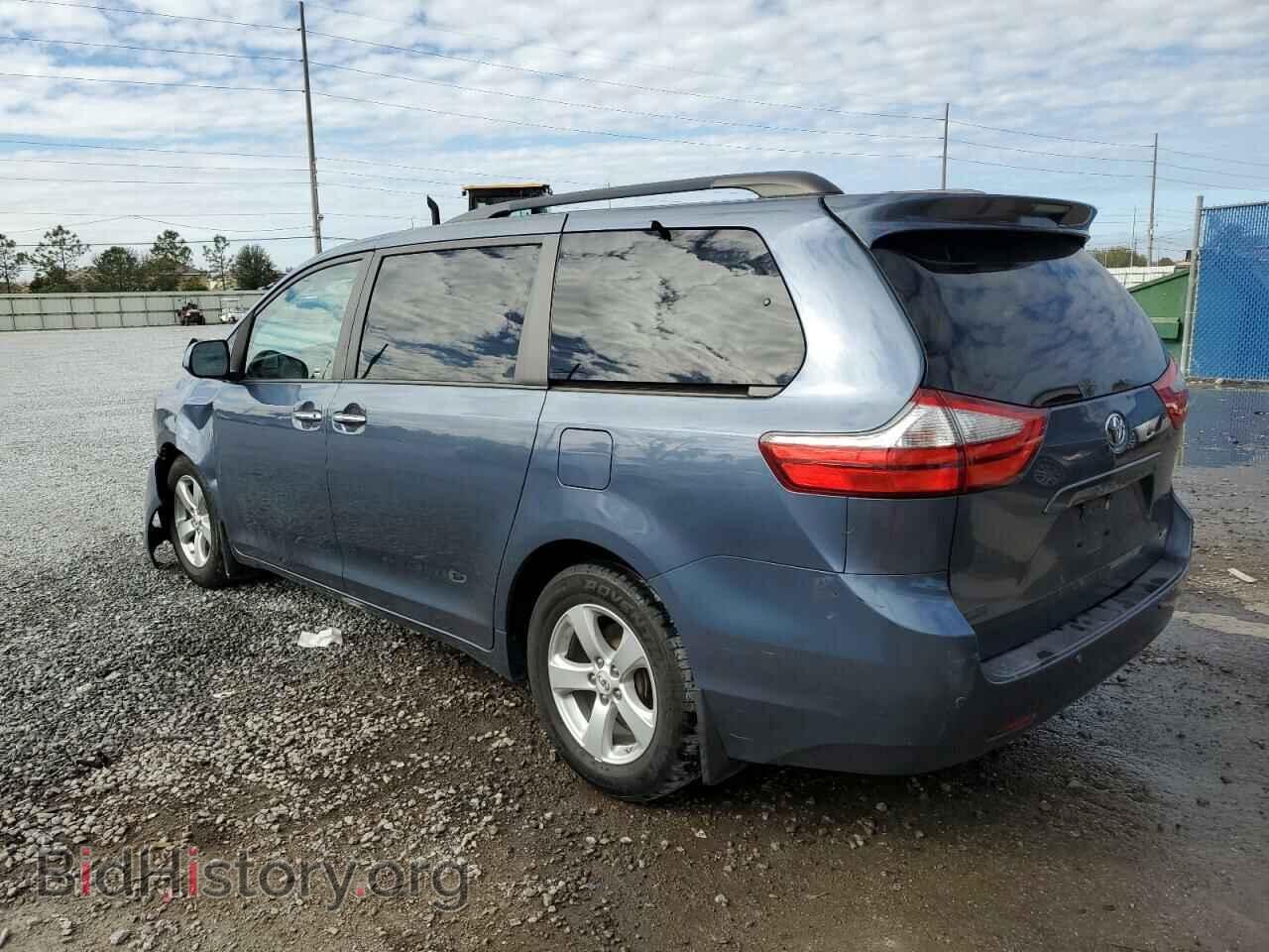 2017 TOYOTA All Models - VIN: 5TDYZ3DC4HS779037 - Фото 2