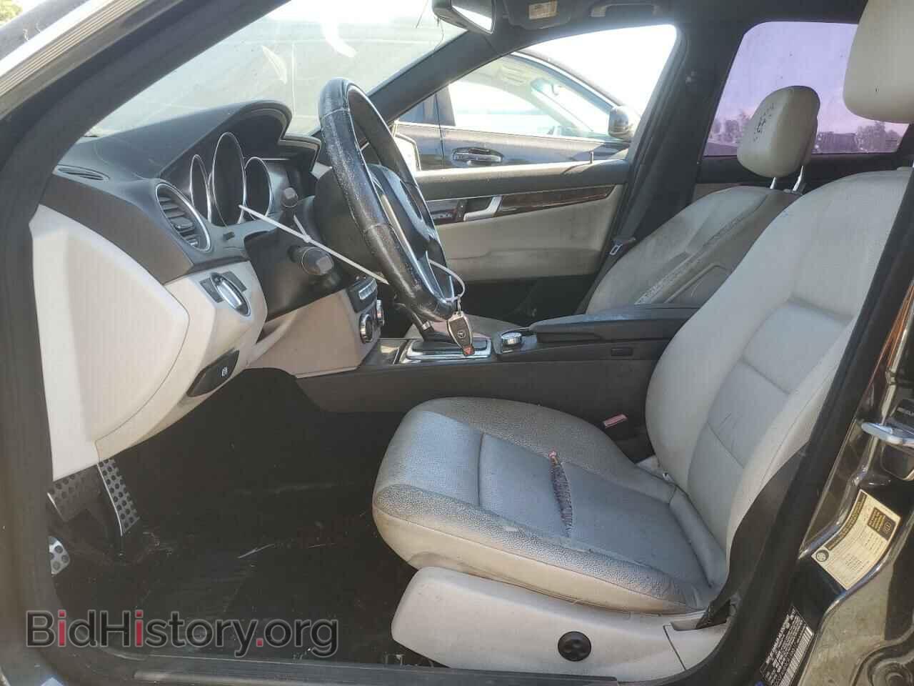 2012 MERCEDES-BENZ C-CLASS - VIN: WDDGF4HB9CR196617 - Фото 7