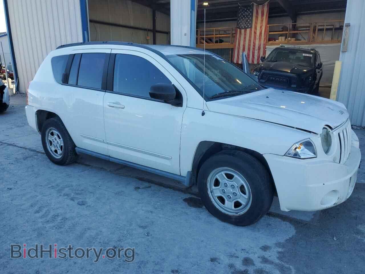 2010 JEEP COMPASS - VIN: 1J4NT4FB8AD562164 - Фото 4