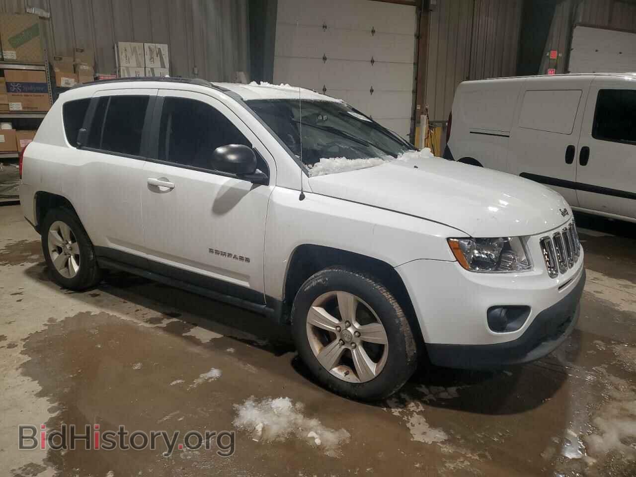 2012 JEEP COMPASS - VIN: 1C4NJDEB7CD706190 - Фото 4