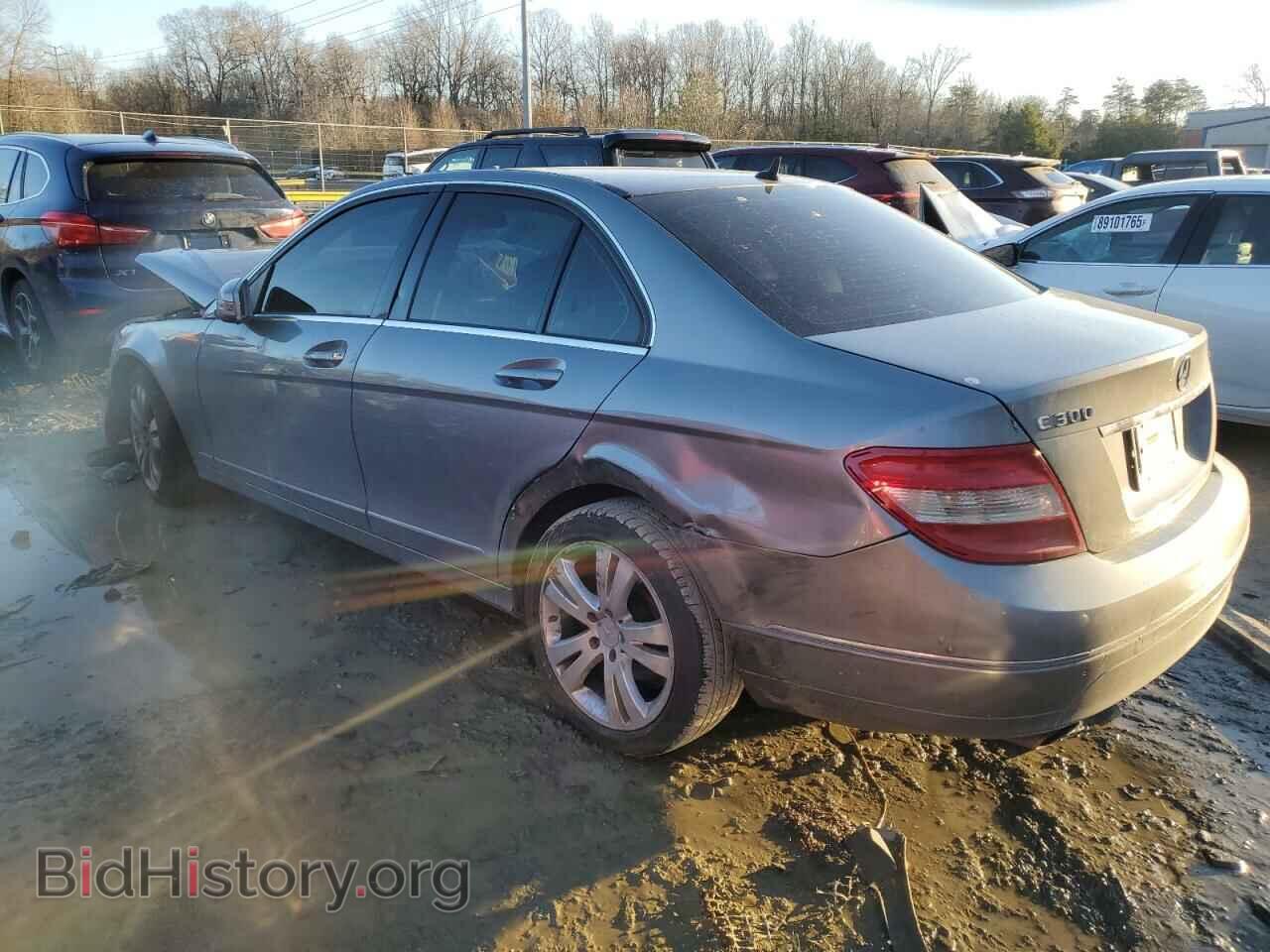 2011 MERCEDES-BENZ C-CLASS - VIN: WDDGF8BB5BR155299 - Фото 2