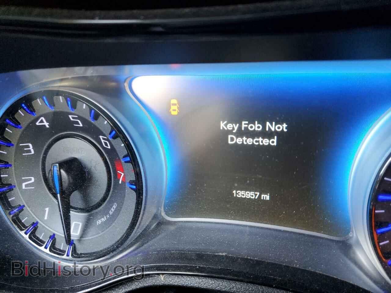 2017 CHRYSLER 300 - VIN: 2C3CCABG7HH646913 - Фото 9