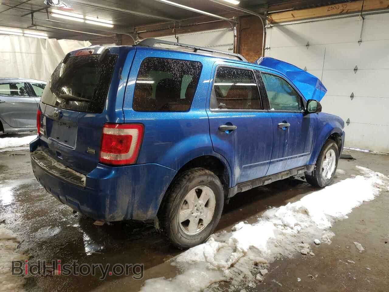 2011 FORD ESCAPE - VIN: 1FMCU0DG9BKA33736 - Фото 3