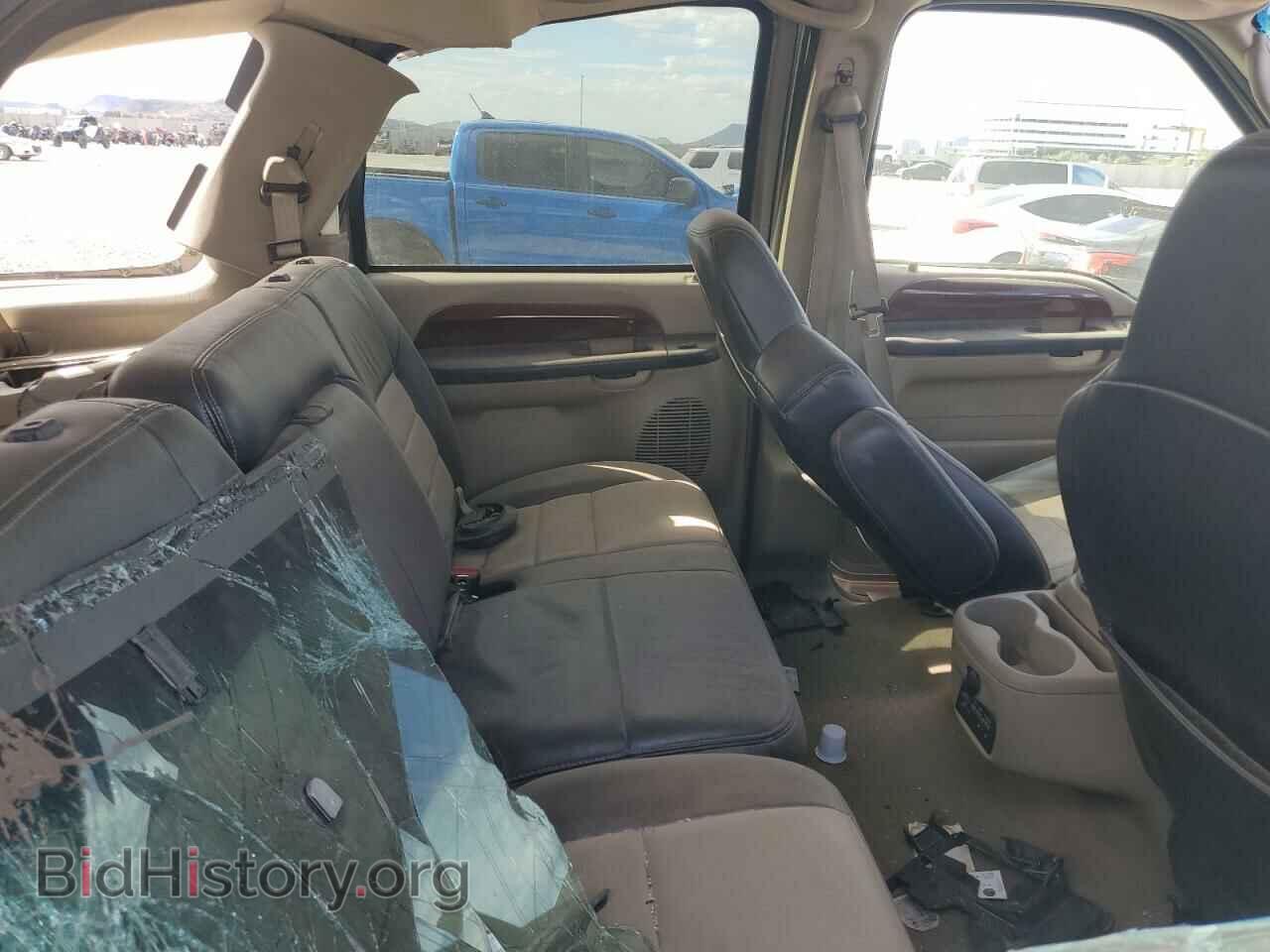 2005 FORD EXCURSION - VIN: 1FMSU45P95EC33892 - Photo 11
