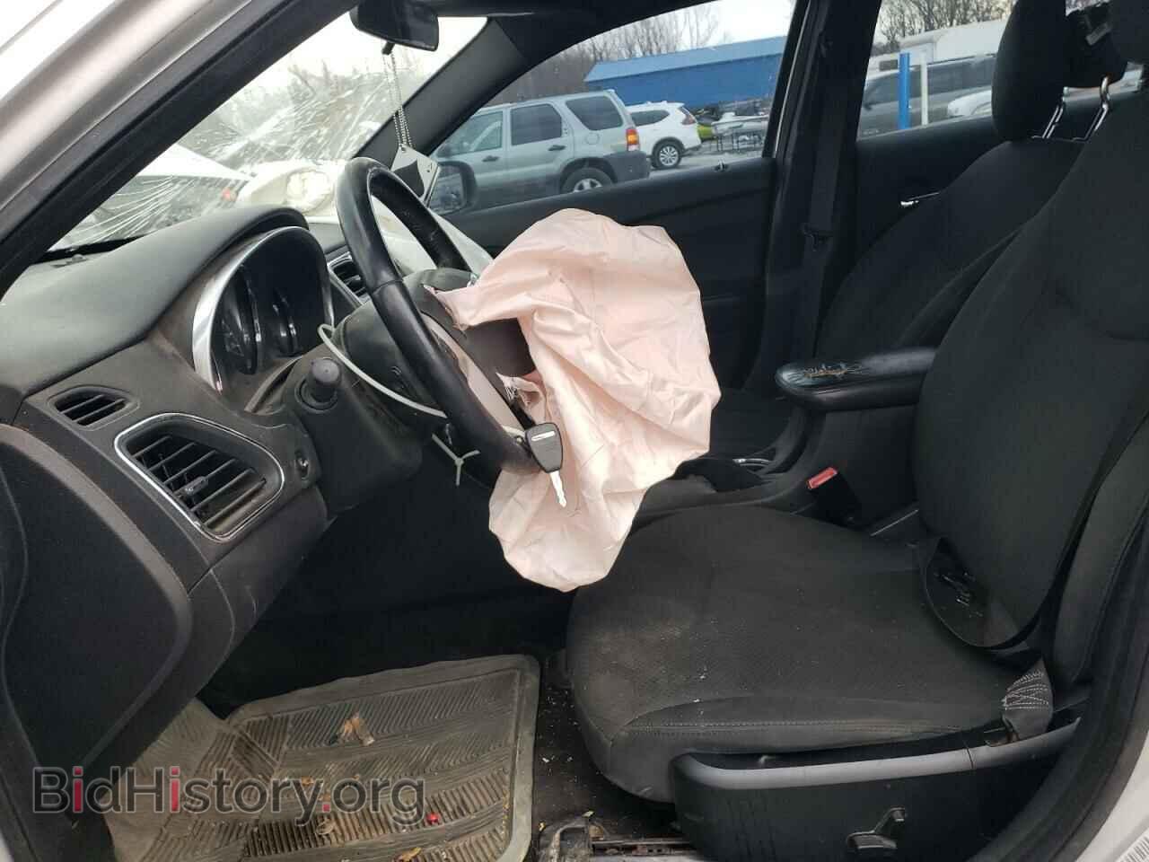 2012 CHRYSLER 200 - VIN: 1C3CCBBB9CN125038 - Фото 7