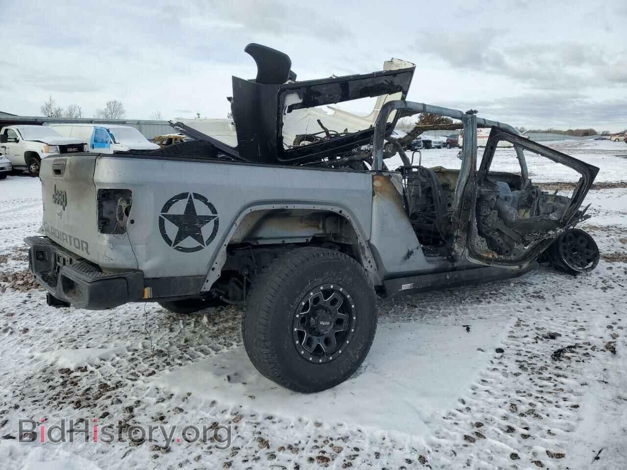 2020 JEEP GLADIATOR - VIN: 1C6HJTAGXLL108861 - Фото 3