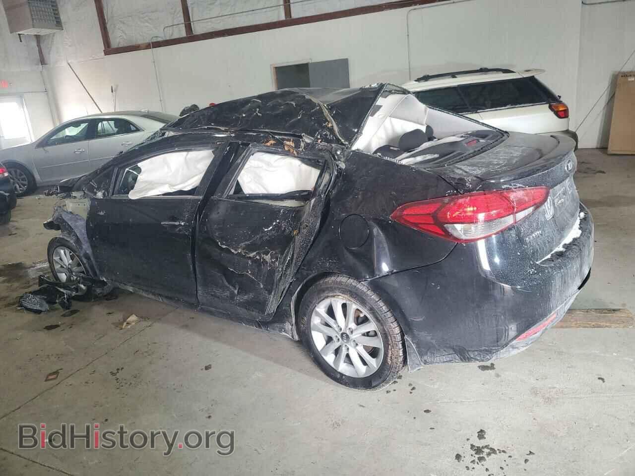 2017 KIA FORTE - VIN: 3KPFL4A71HE027425 - Фото 2