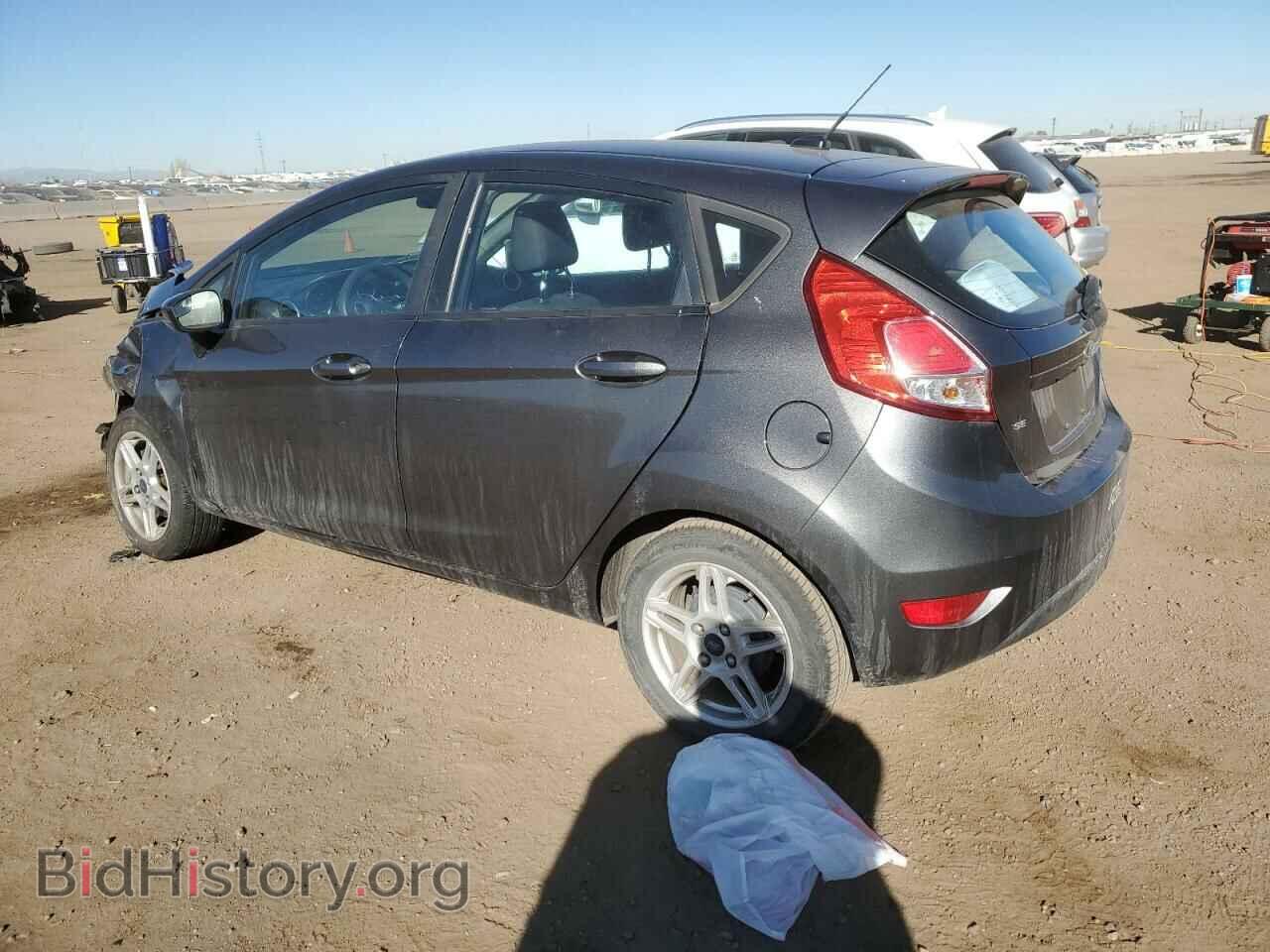 2018 FORD FIESTA - VIN: 3FADP4EJ4JM101164 - Фото 2