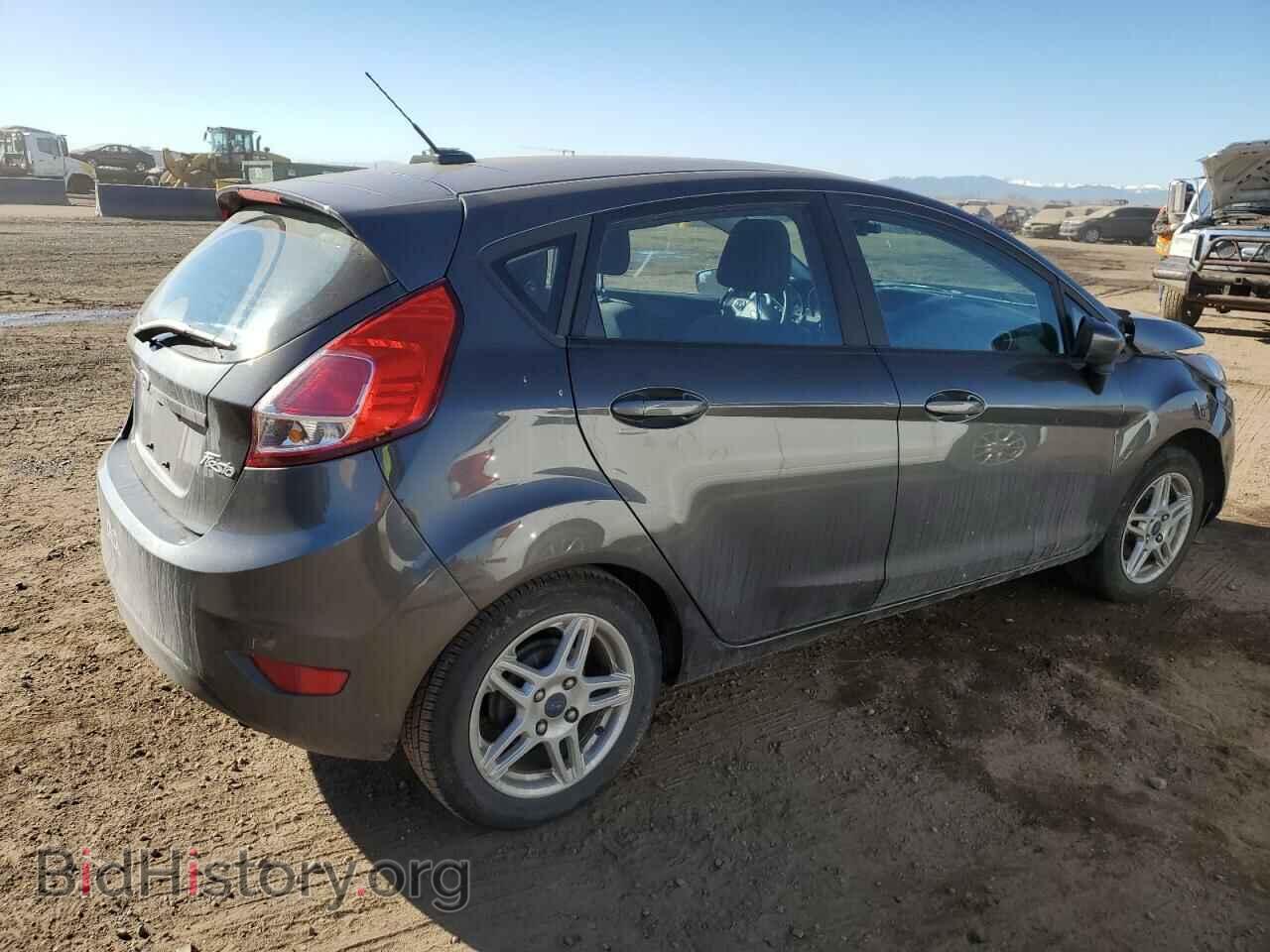 2018 FORD FIESTA - VIN: 3FADP4EJ4JM101164 - Фото 3