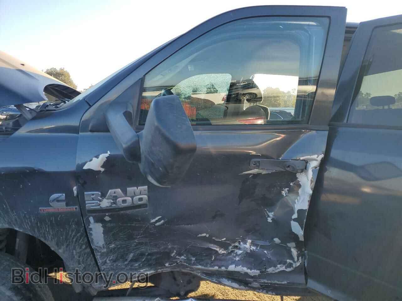 2015 RAM All Models - VIN: 3C6UR5CL4FG659530 - Photo 7