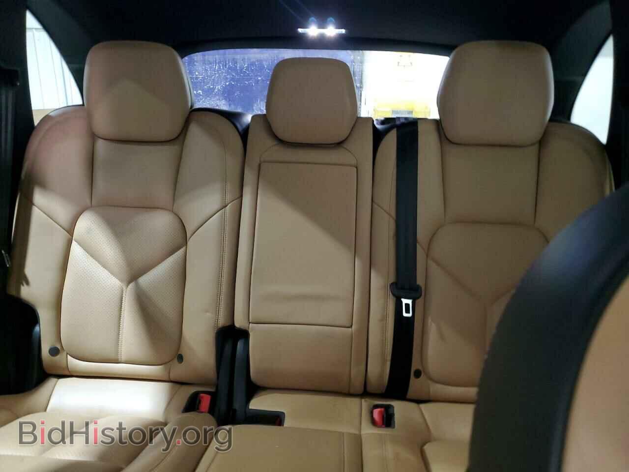 2017 PORSCHE CAYENNE - VIN: WP1AA2A24HKA91141 - Фото 10