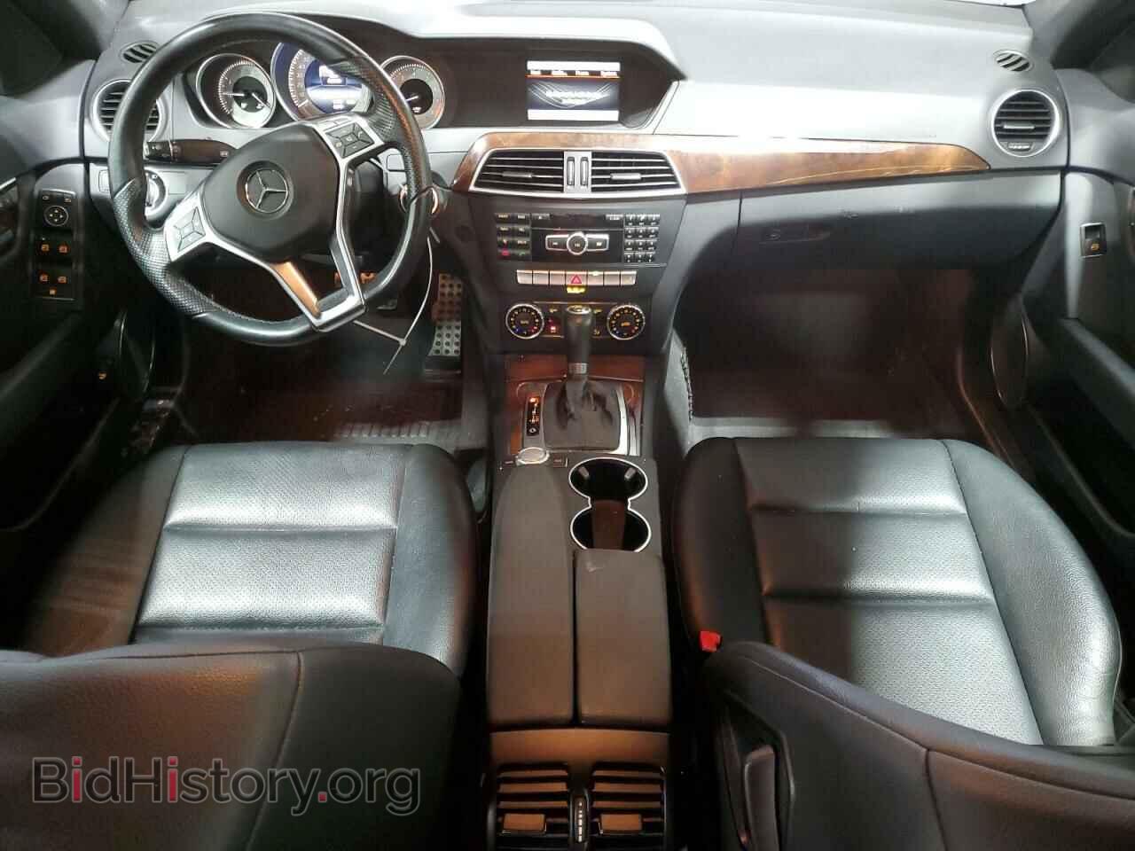 2014 MERCEDES-BENZ C-CLASS - VIN: WDDGF8AB8EA945930 - Фото 8