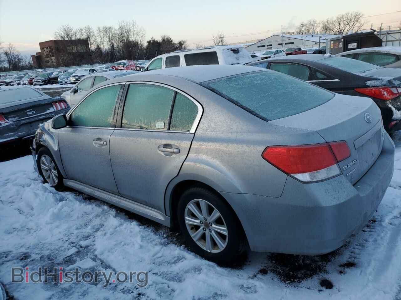 2011 SUBARU LEGACY - VIN: 4S3BMBC68B3250371 - Фото 2