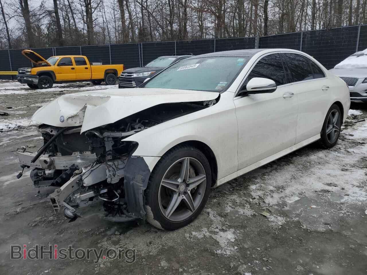 Photo WDDZF4JB8HA046846 - MERCEDES-BENZ E-CLASS 2017