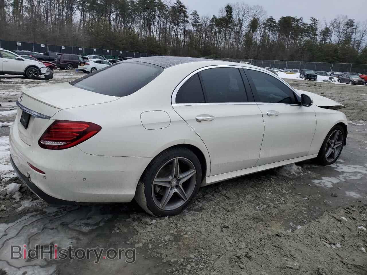 2017 MERCEDES-BENZ E-CLASS - VIN: WDDZF4JB8HA046846 - Фото 3