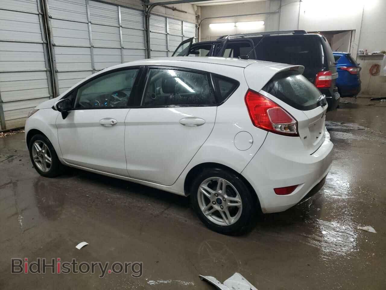 2017 FORD FIESTA - VIN: 3FADP4EJ4HM110246 - Фото 2