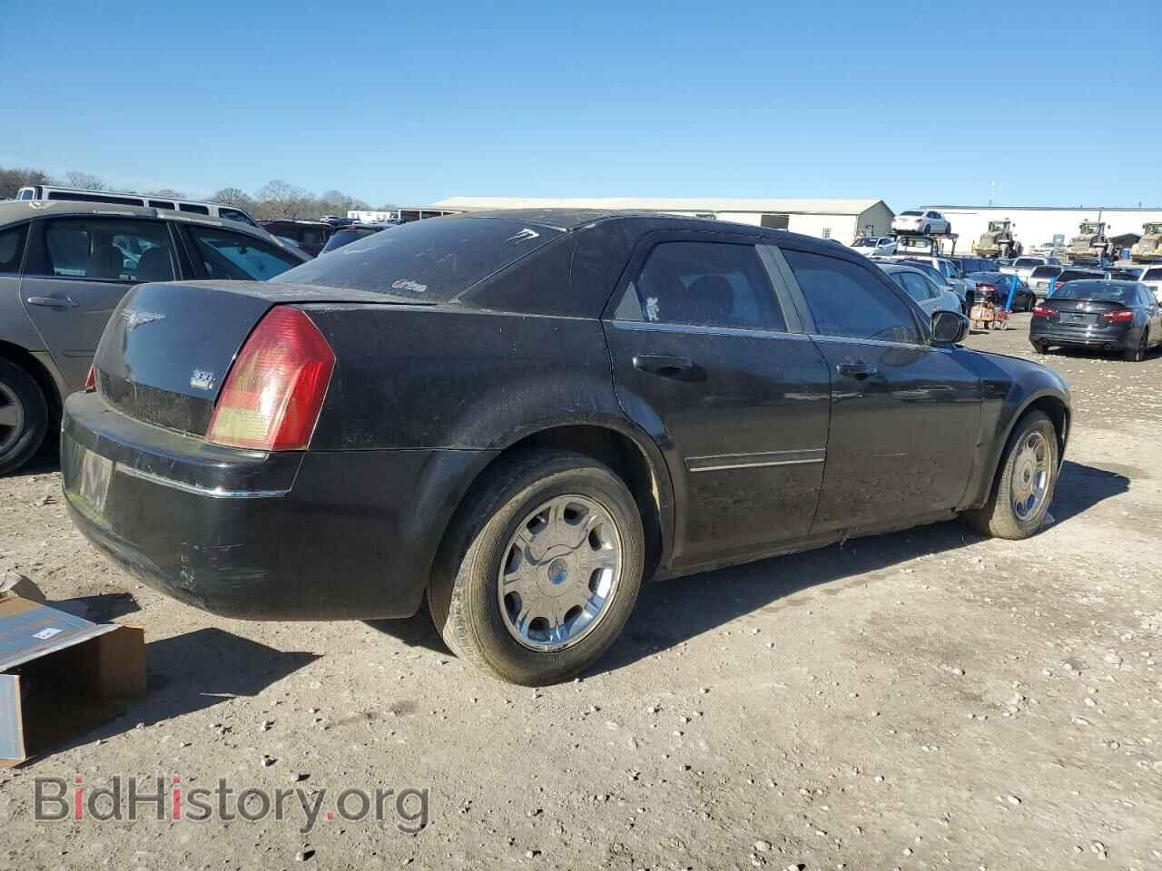 2005 CHRYSLER 300 - VIN: 2C3AA53G05H652406 - Фото 3