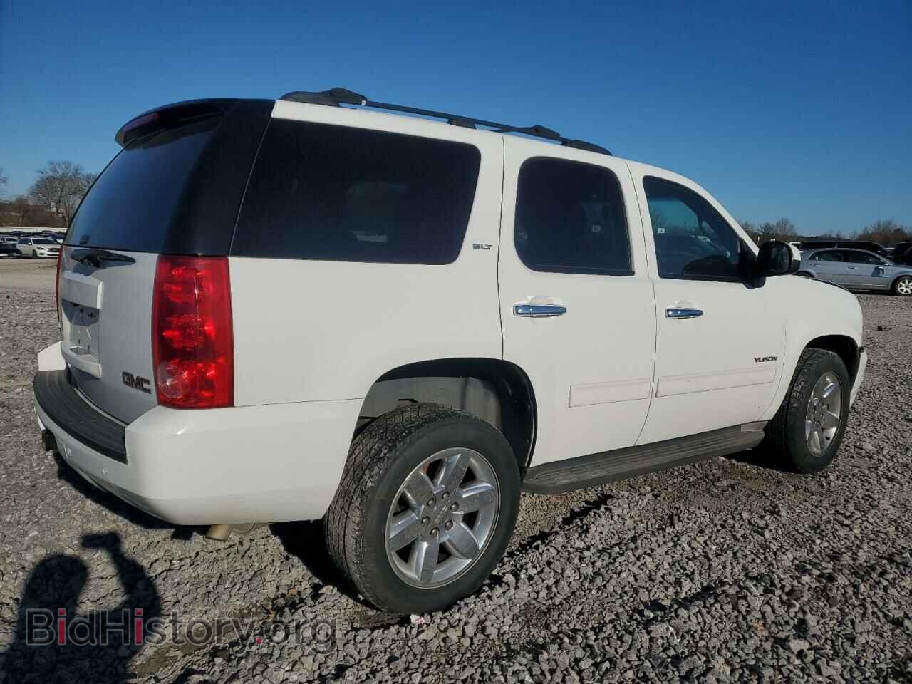 2011 GMC YUKON - VIN: 1GKS2CE07BR352444 - Фото 3