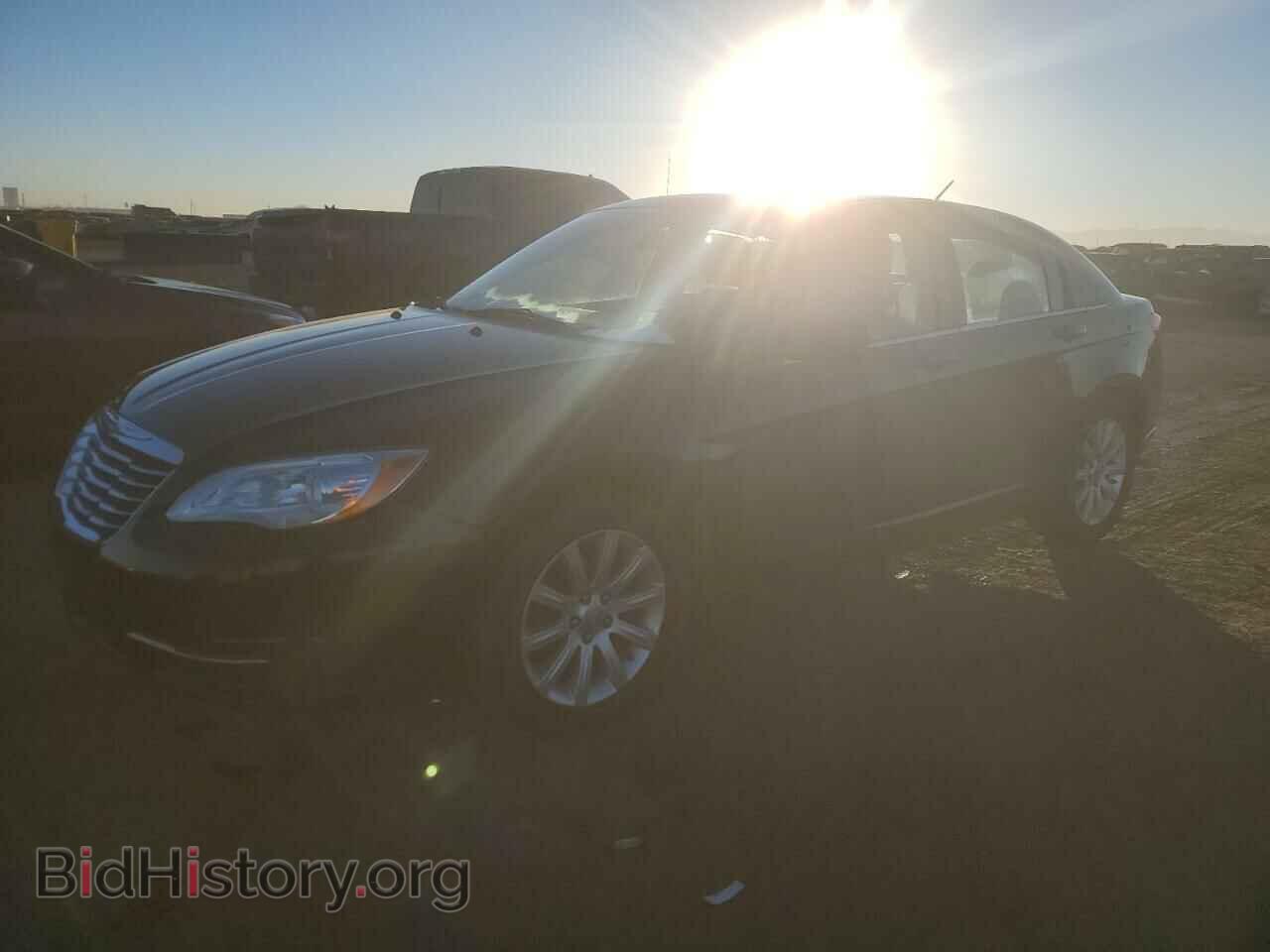 Фотография 1C3CCBBB6DN585940 - CHRYSLER 200 2013